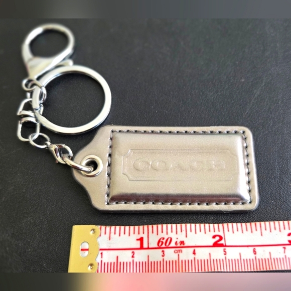Coach Patent Leather Purse Hang Tag Keychain Metallic Silver - Picture 1 of 2